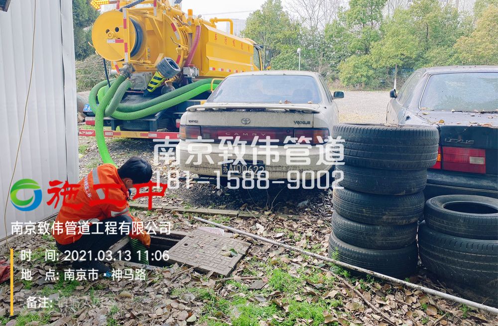 321尧安新村工厂清掏化粪池